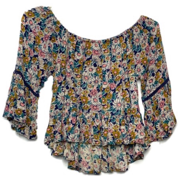 Forever 21 Tops - Boho Off The Shoulder Bell Sleeve Floral Print Top